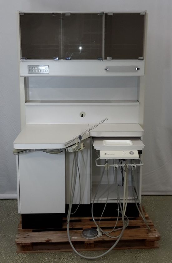 12 O Clock Cabinet - Upper storage with rear Dr delivery with assistant package.  New countertops.